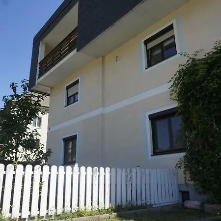 Garden For Families Apartment Villach